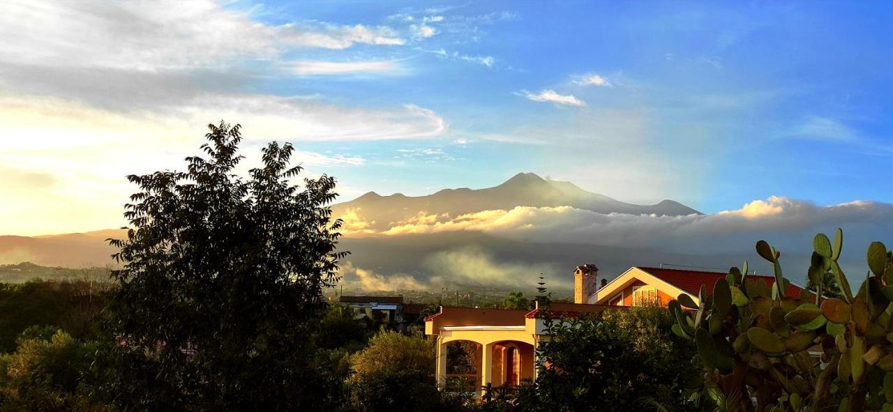 Villa Casa Del Sole Con Vista Sull'Etna A 200 Mt Dal Mare Acireale Exterior foto