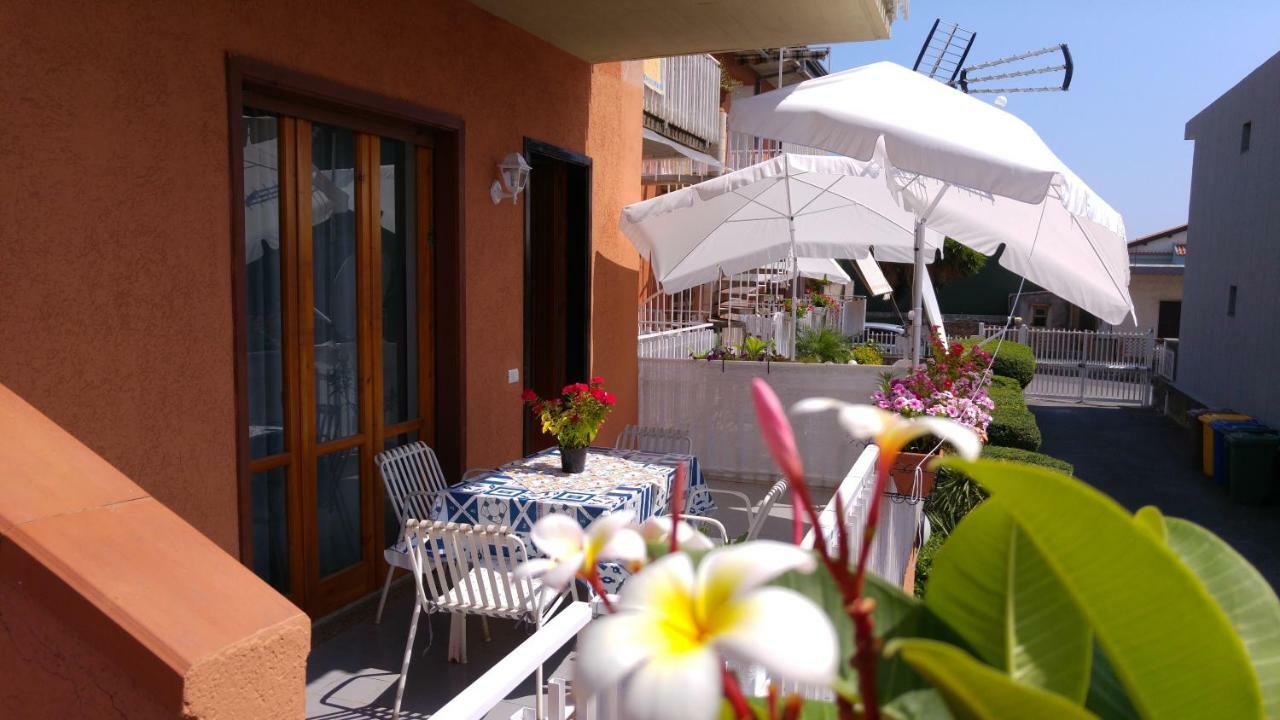 Villa Casa Del Sole Con Vista Sull'Etna A 200 Mt Dal Mare Acireale Exterior foto